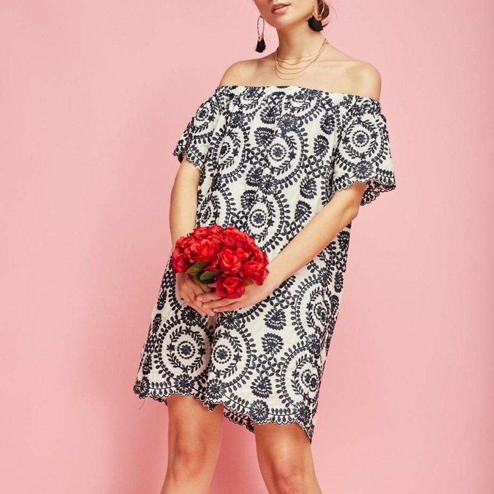 Entro black and white off the shoulder dress